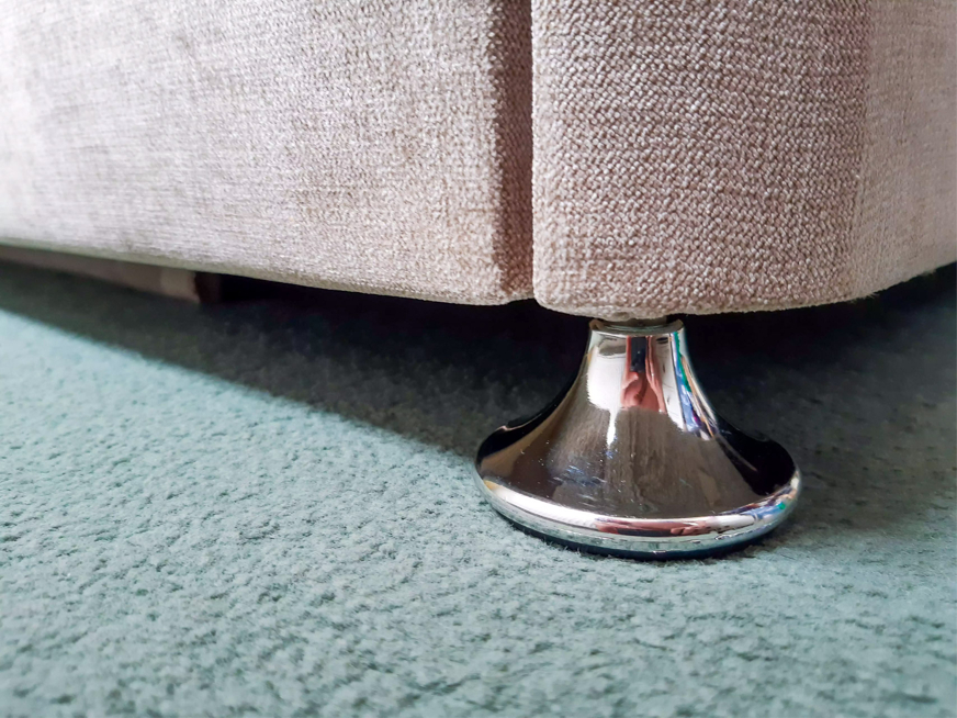 Emma Divan Bed feet